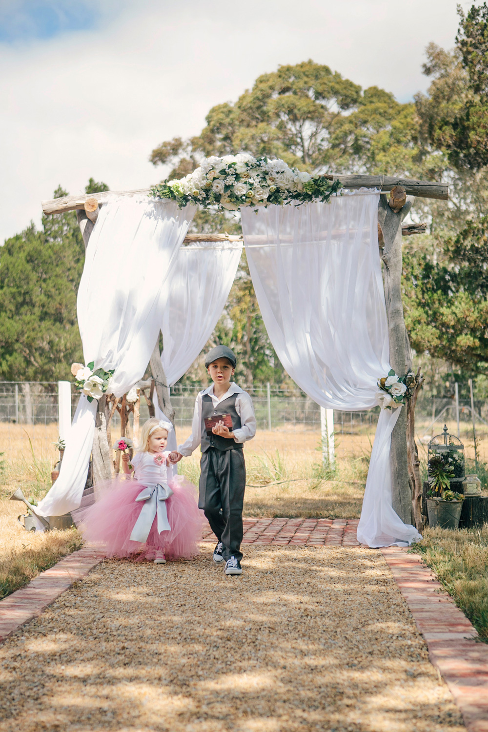 Jane_Chris_Vintage-Rustic-Wedding_SBS_013