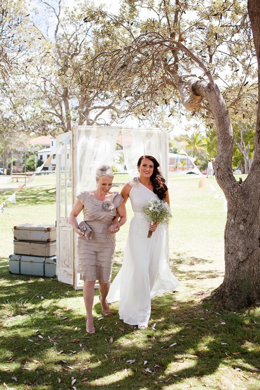 Christie_Scott_Vintage-Wedding_SBS_014