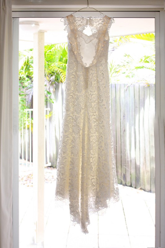 Jodie_Ben_Vintage-Beach-Wedding_002