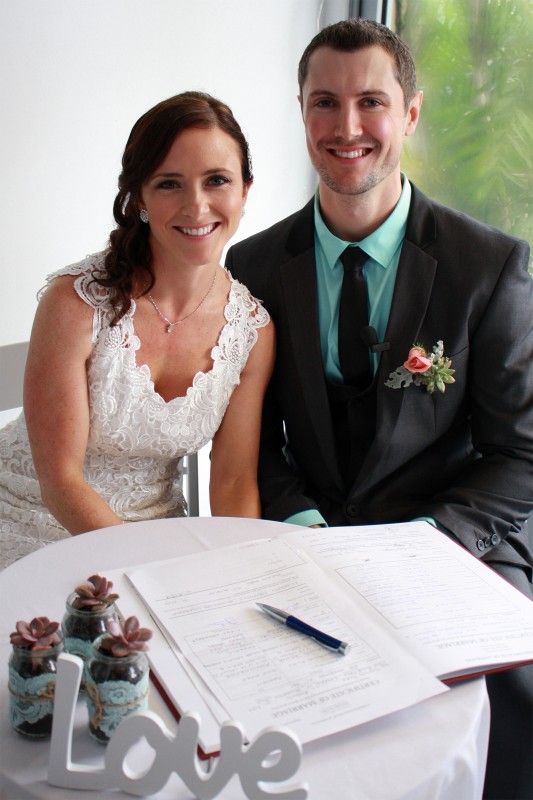 Jodie_Ben_Vintage-Beach-Wedding_SBS_012