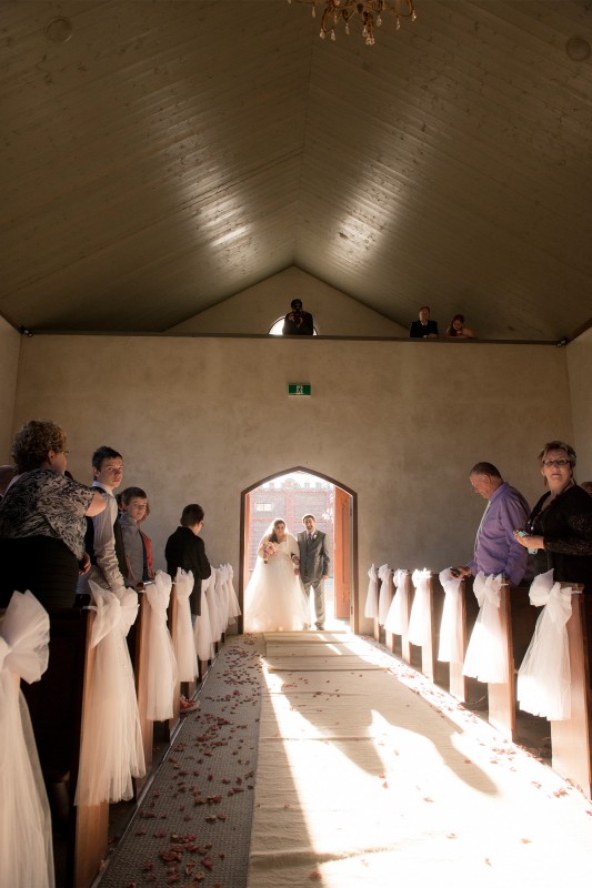 Victoria_Scott_Classic-Wedding_SBS_017
