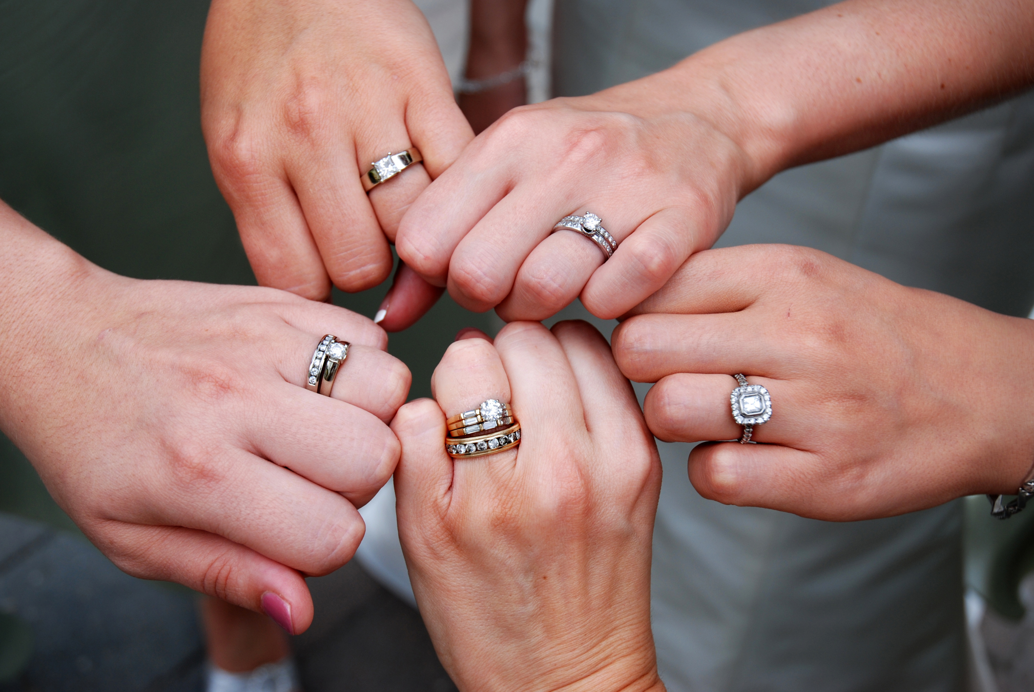 engagement ring wear wedding