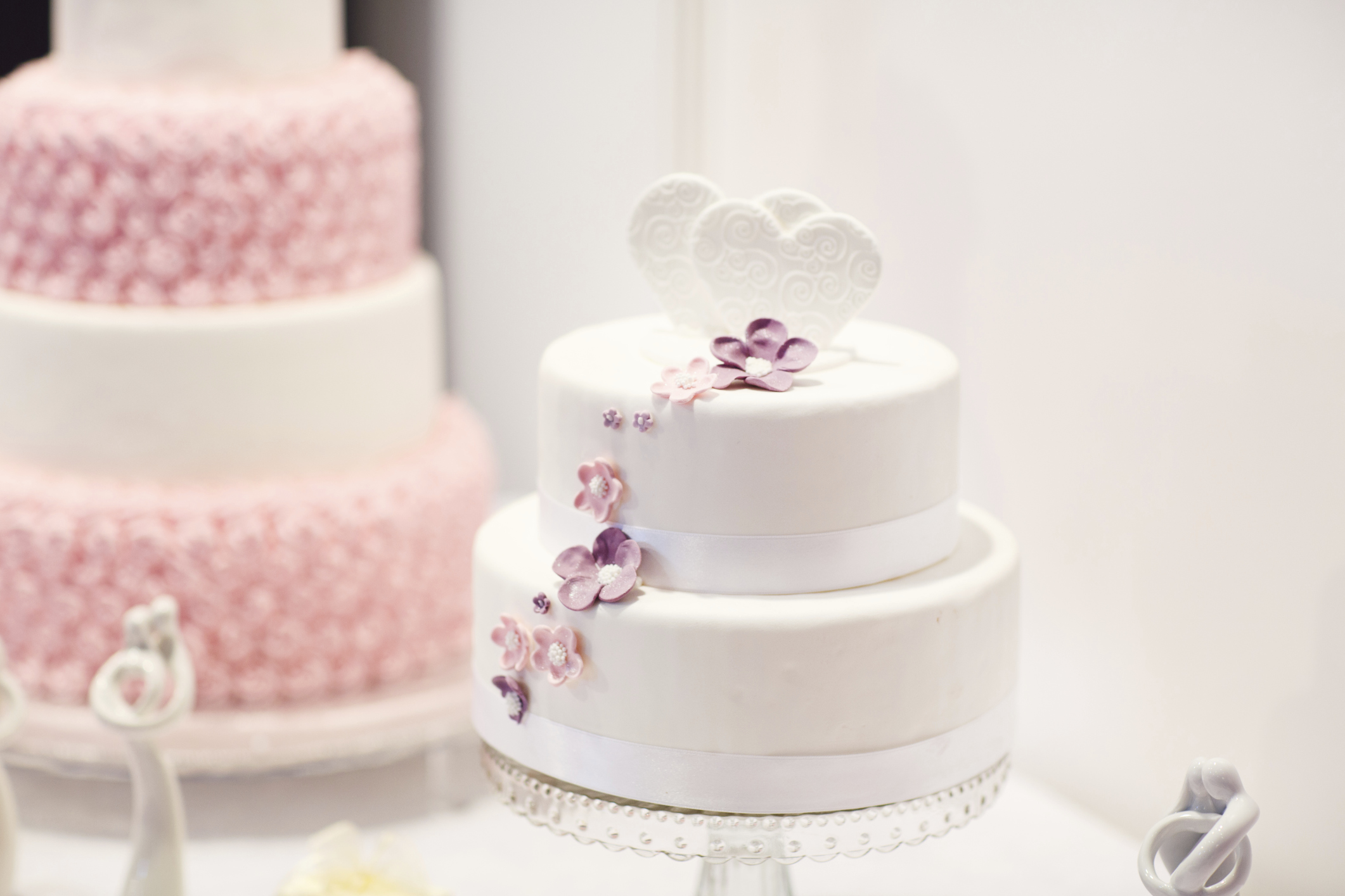 Budget wedding cakes ideas Articles Easy Weddings